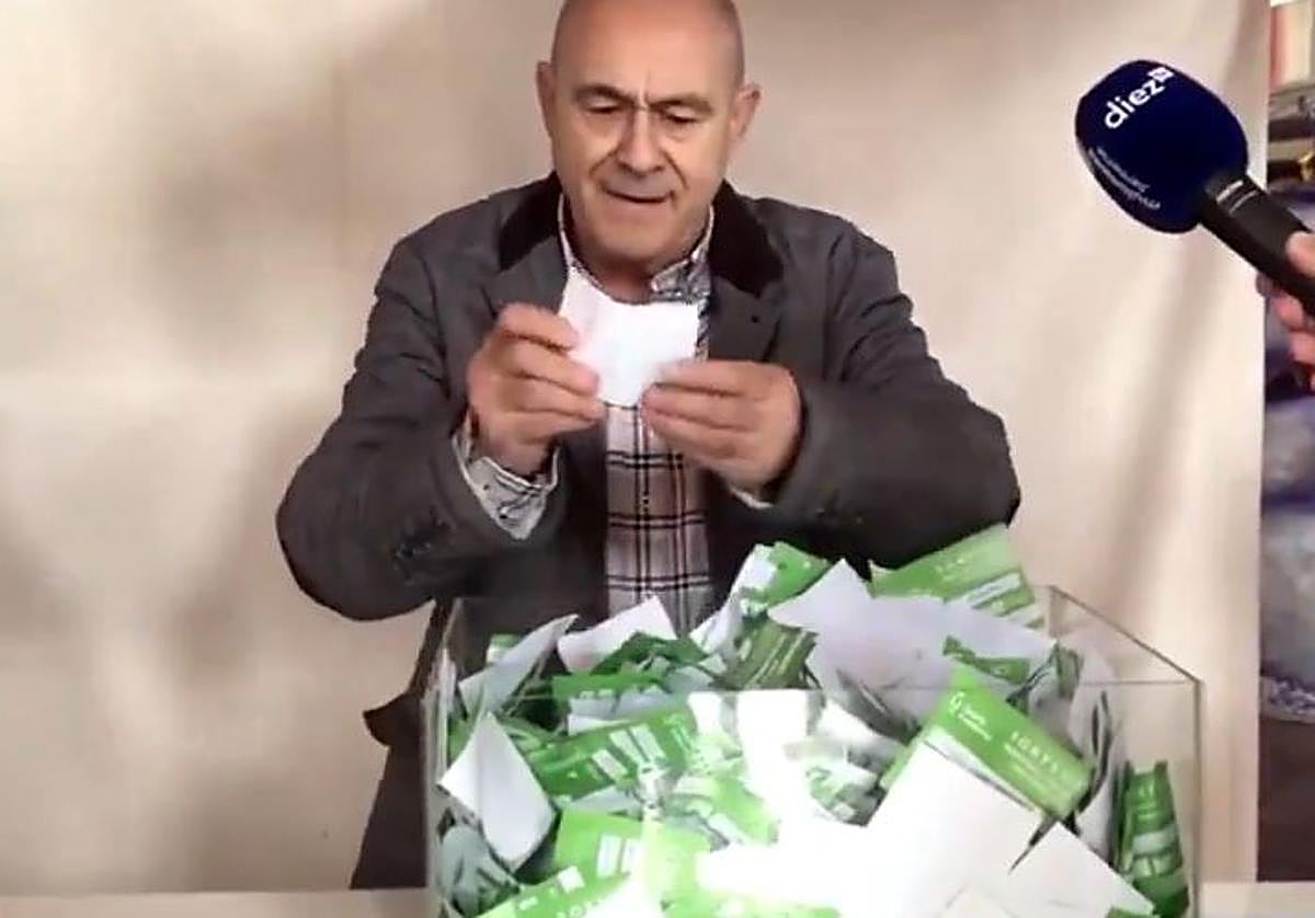 El concejal de Comercio de Úbeda, en el sorteo de 2022