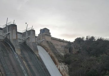 Ordenan el desembalse del Torcón por exceso de agua tras las intensas lluvias