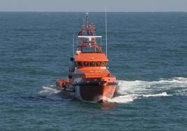 Salvamento Marítimo vuelve a buscar a los dos desaparecidos en la costa de Marbella