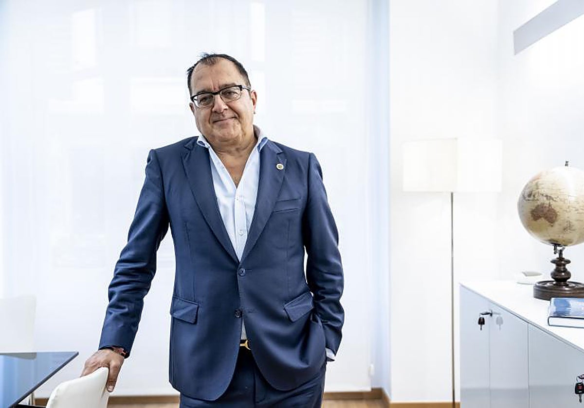 Imagen del presidente de la Asociación de Derecho Sanitario de la Comunidad Valenciana, Carlos Fornes