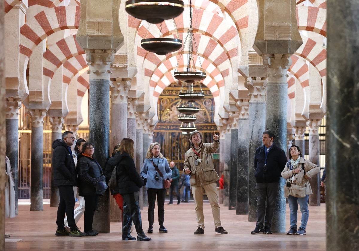 Turistas, este martes en la Mezquita-Catedral de Córdoba