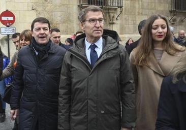 Feijóo anuncia que las comunidades del PP trabajan en un modelo de EBAU común para 2025