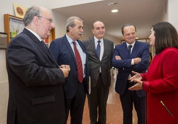 La crispación entre PP y PSOE hace inviable renovar las instituciones propias