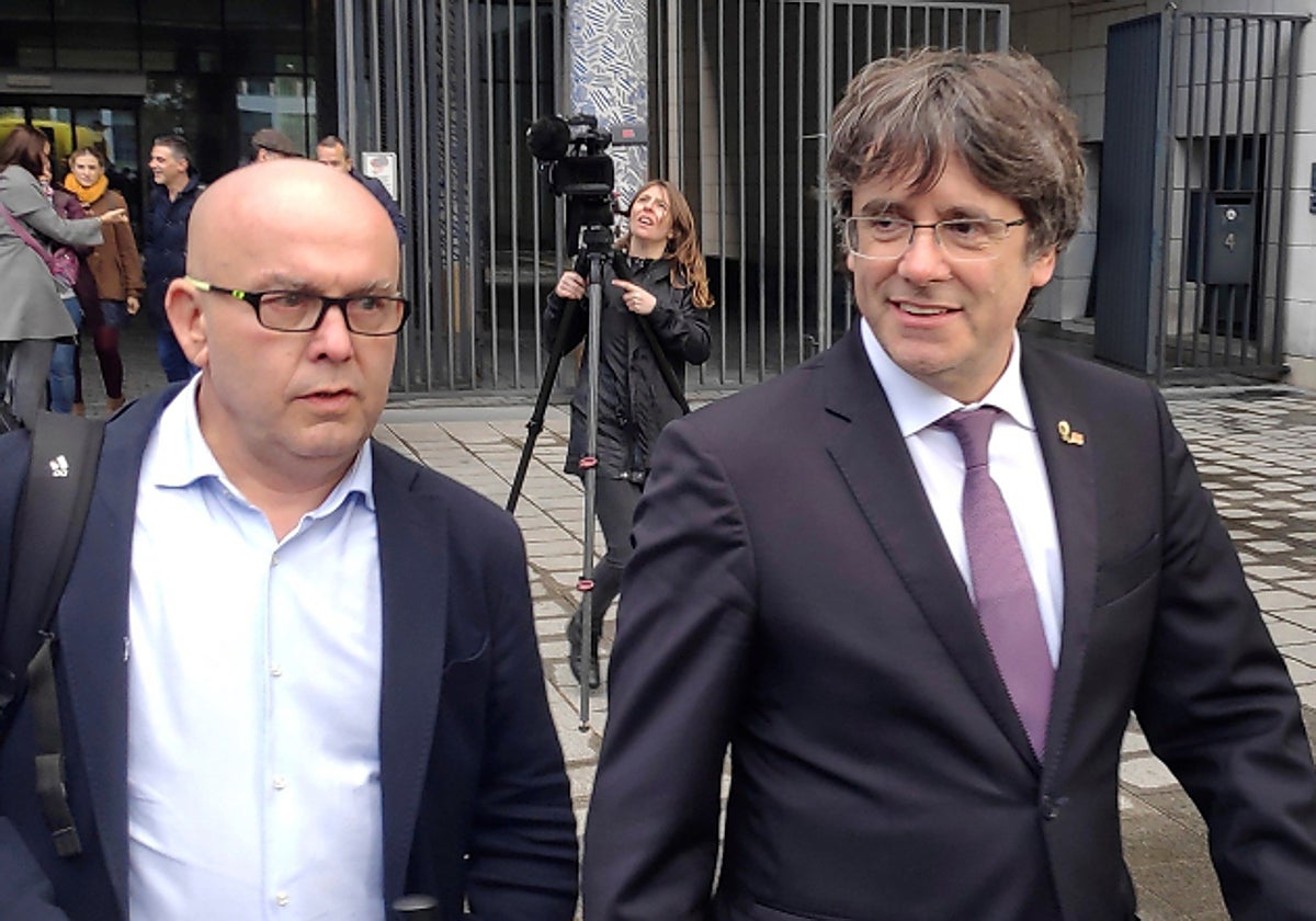 El abogado Gonzalo Boye y el expresidente catalán Carles Puigdemont