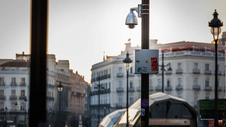 Almeida redobla la videovigilancia en la Puerta del Sol tras las últimas reyertas