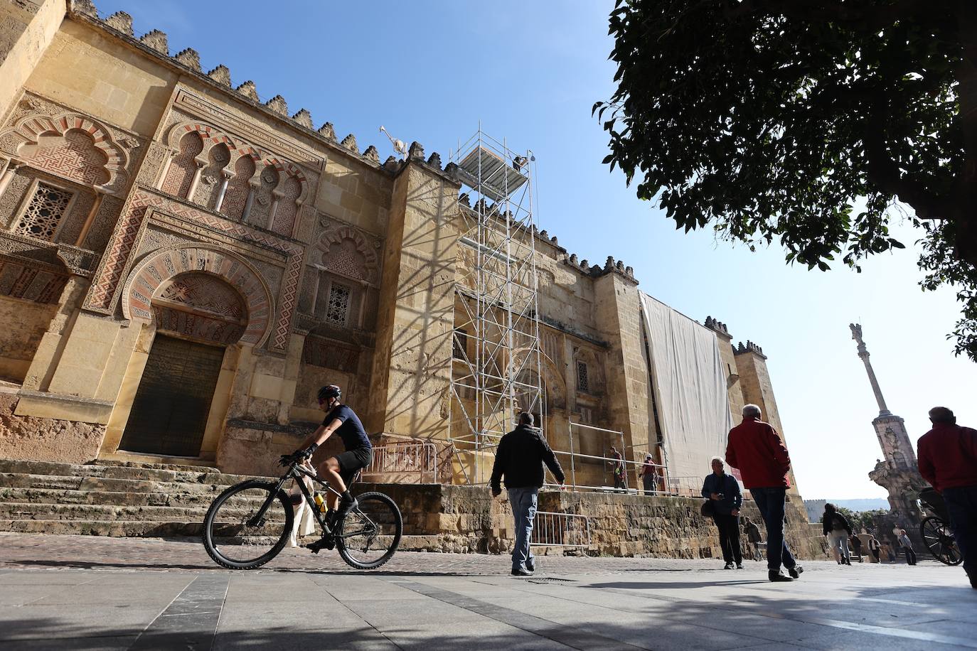 Fotos: el inicio de la restauración de la maqsura de la Mezquita-Catedral de Córdoba