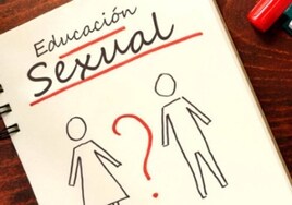El Parlamento vasco pide más educación sexual y baños mixtos en la educación vasca