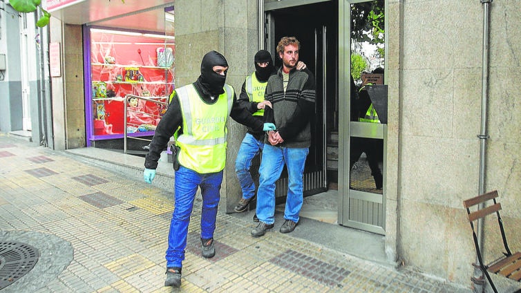 Más de 150 presos por terrorismo sin delitos de sangre en España