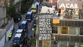 Las víctimas de la okupación en España: hosteleros, pequeños propietarios o vecinos asediados