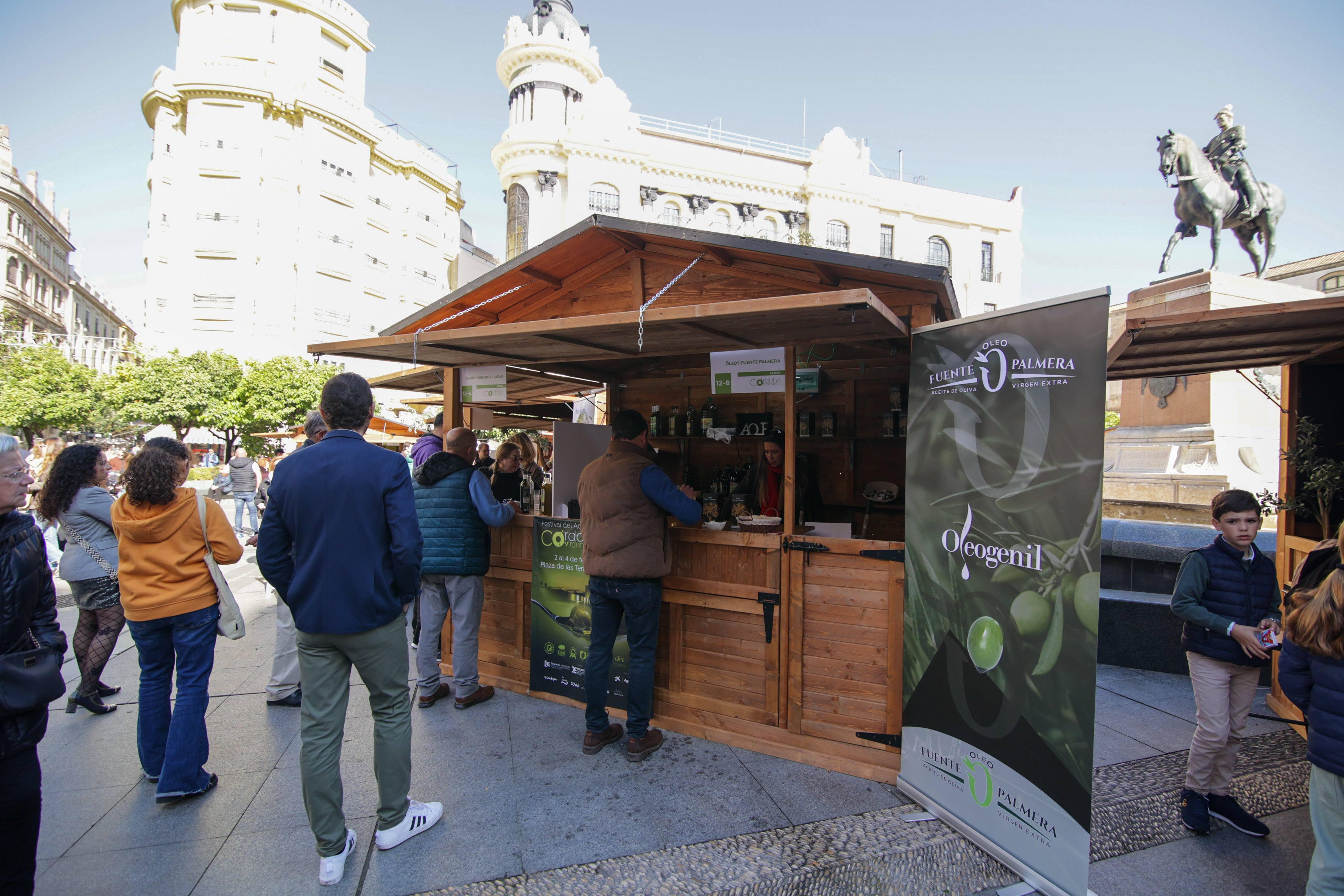 Fotos: El animado ambiente de sábado en el Festival del Aceite Córdoba Virgen Extra