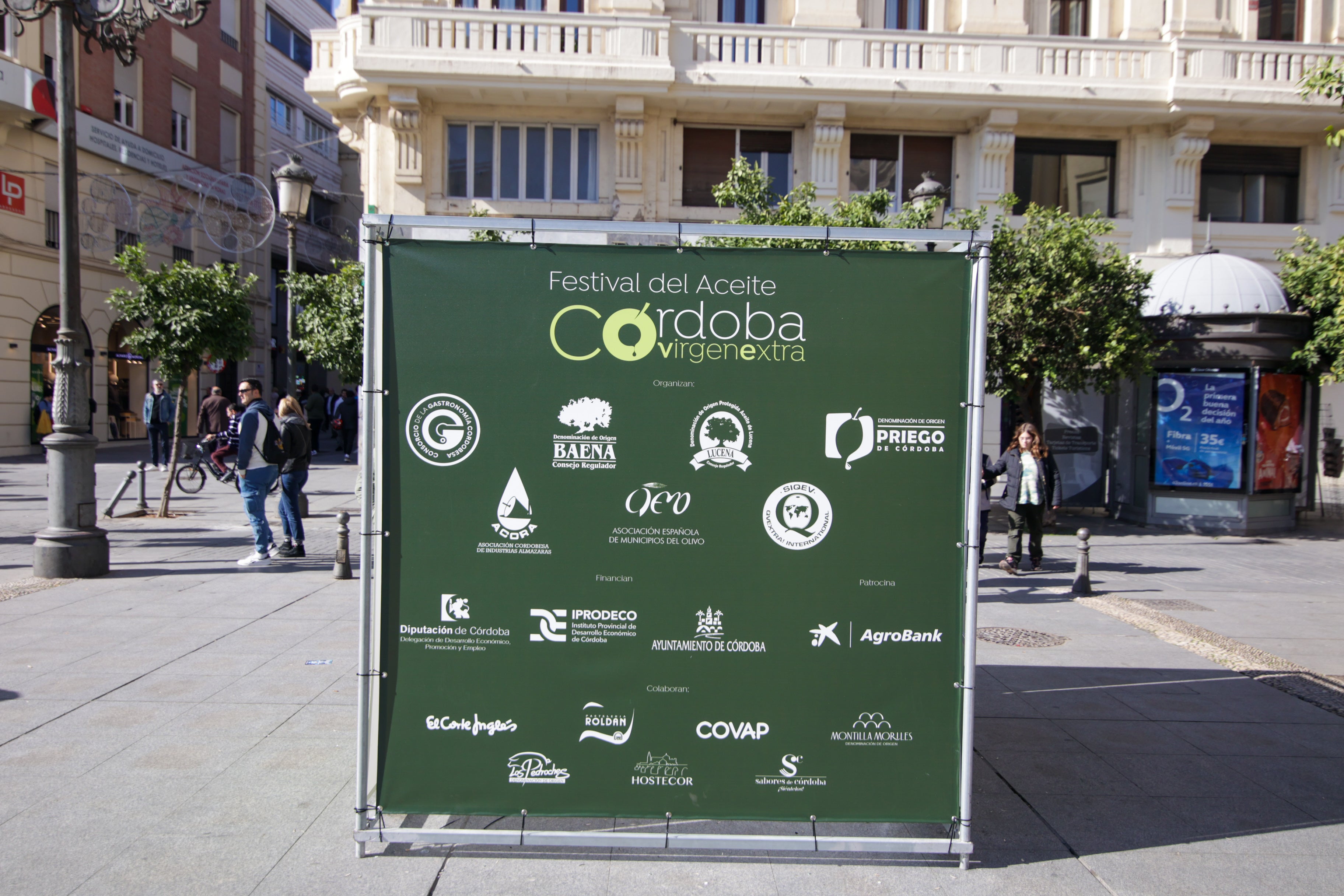 Fotos: El animado ambiente de sábado en el Festival del Aceite Córdoba Virgen Extra
