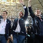 El espejo vidrioso de 2020 y el fantasma del 23J enchufan al PP para evitar un traspiés en Galicia