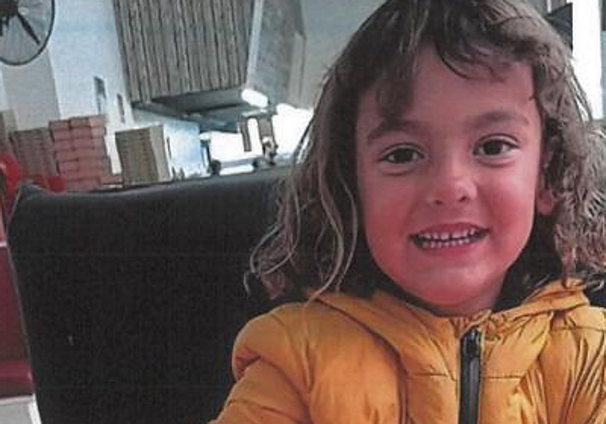 Imagen de la menor desaparecida en Cullera (Valencia)