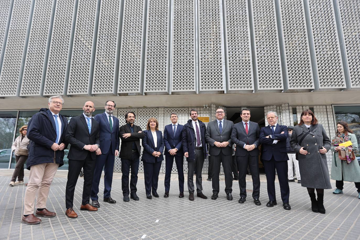 Fotos: la inauguración de la imponente Biblioteca Grupo Cántico de Córdoba
