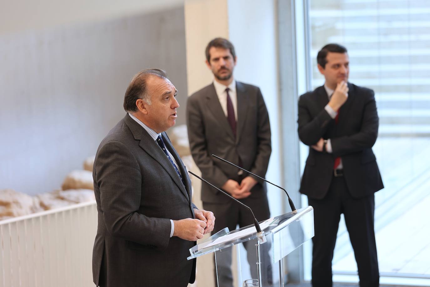 Fotos: la inauguración de la imponente Biblioteca Grupo Cántico de Córdoba
