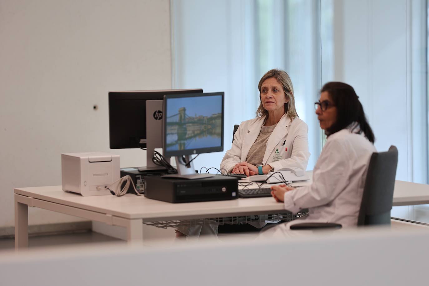 Fotos: la inauguración de la imponente Biblioteca Grupo Cántico de Córdoba