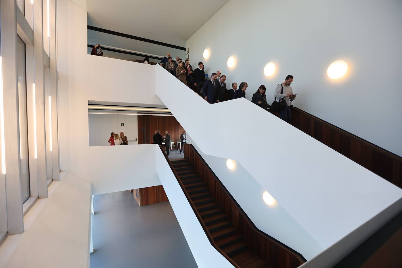 Fotos: la inauguración de la imponente Biblioteca Grupo Cántico de Córdoba