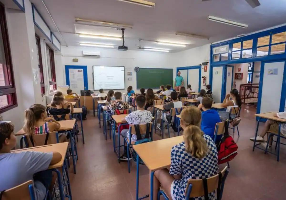 Niños en un colegio de Sevilla