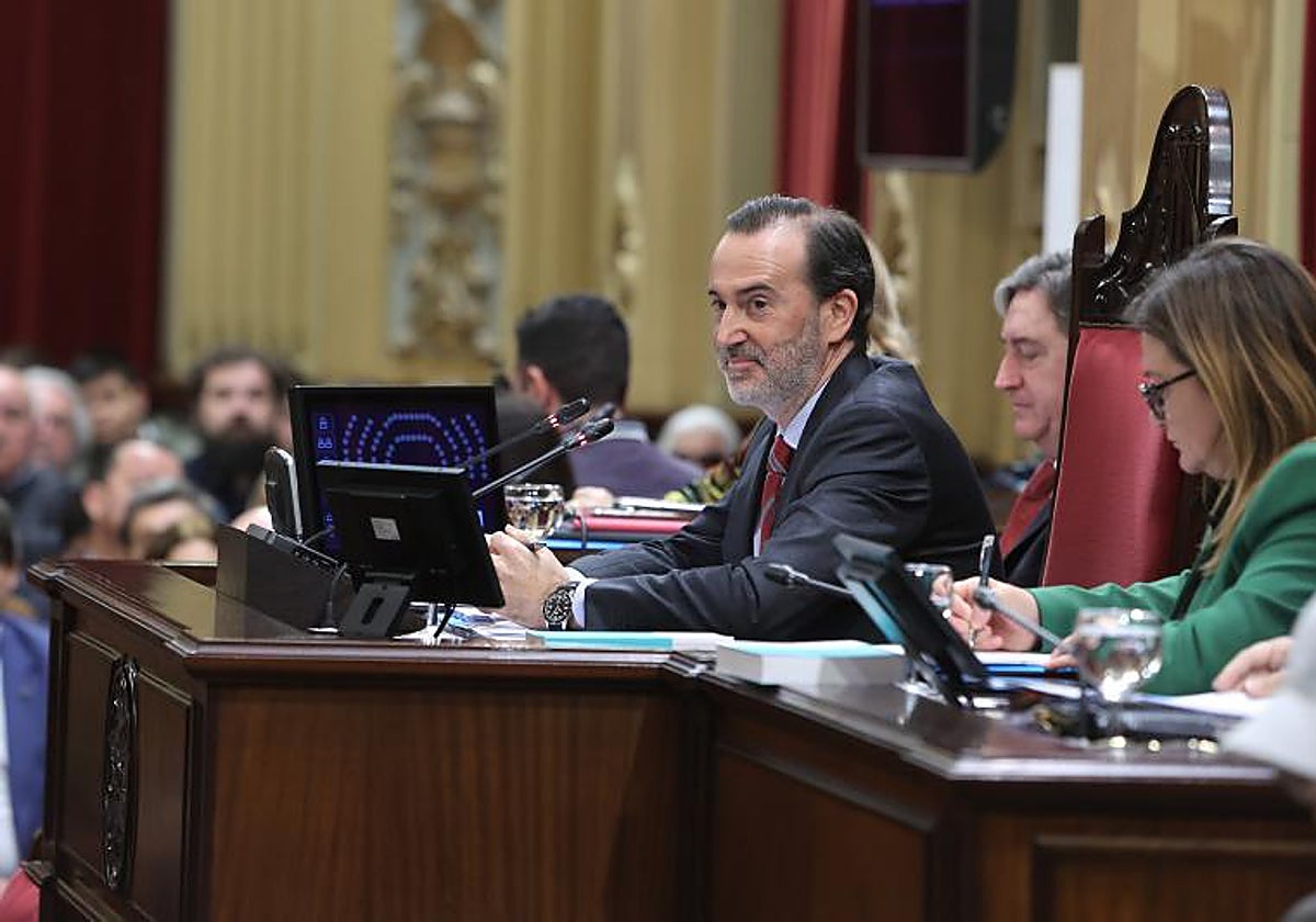 Gabriel Lesenne, presidente del Parlamento balear y miembro de Vox baleares