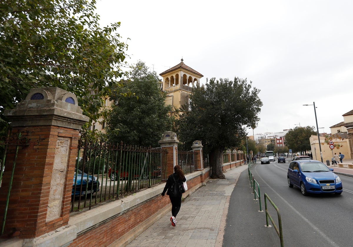 Estado actual del firme de la Ronda del Marrubial