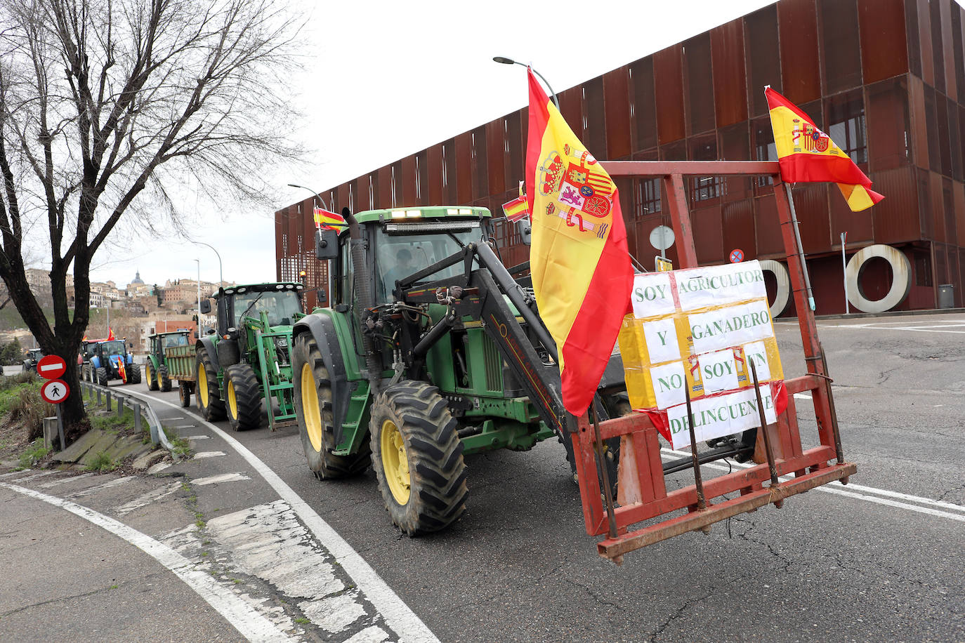 Las imágenes de la tractorada de este viernes en Toledo