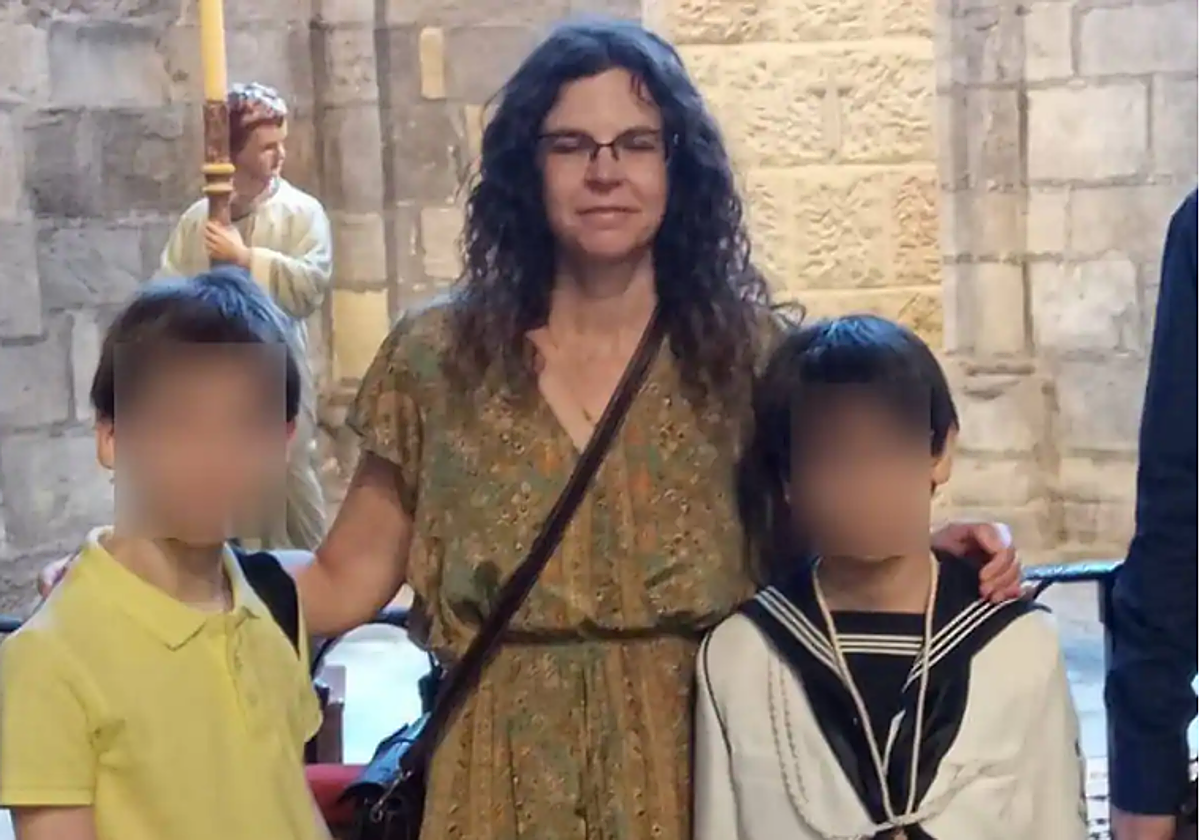 La madre presuntamente asesinada con sus dos hijos adoptivos