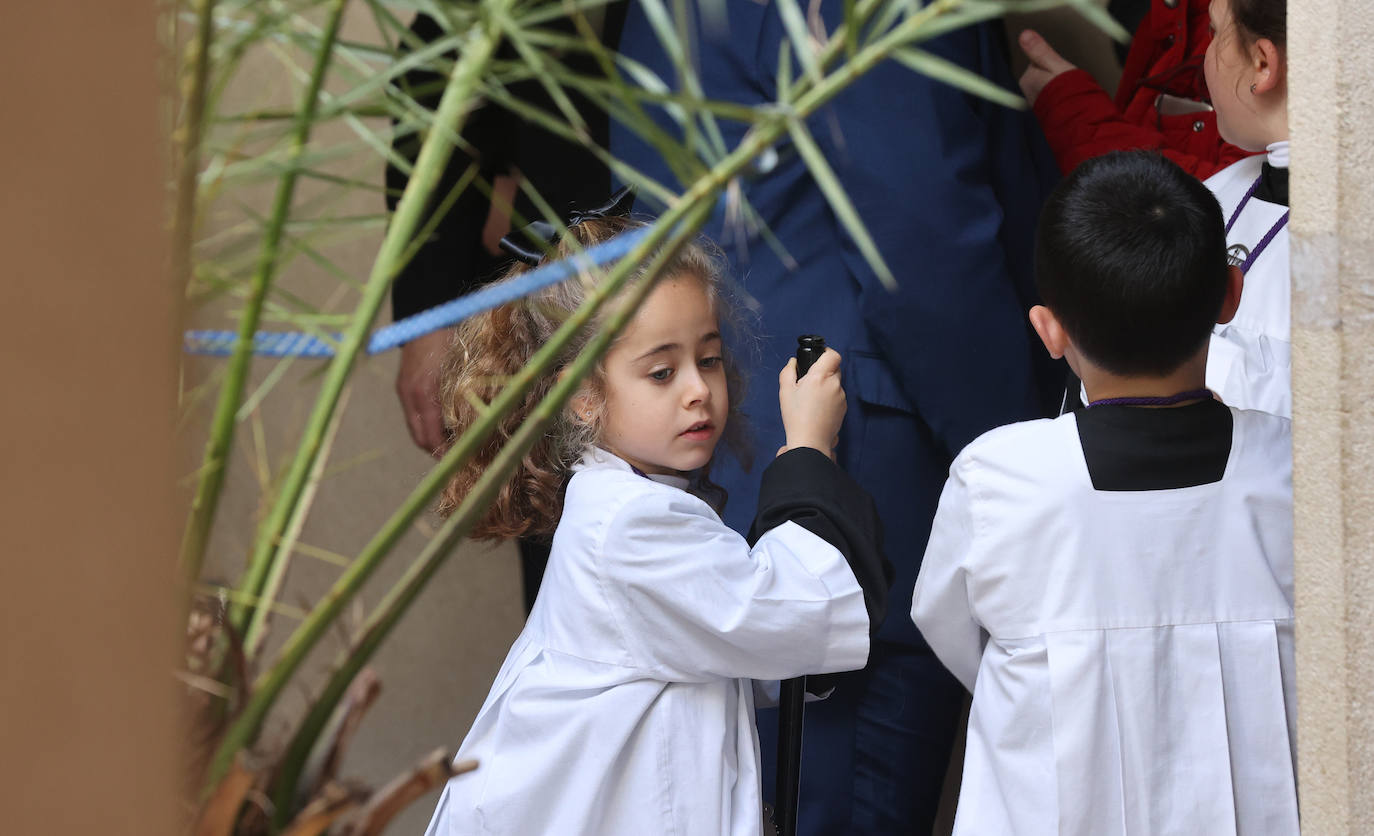 Fotos: La emocionante procesión del Padre Cristóbal en Córdoba