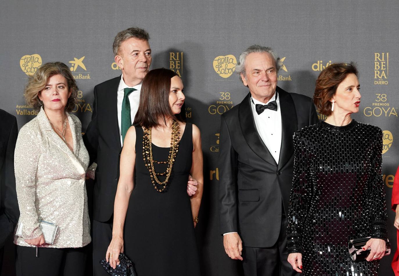 La leonesa Maria José Díez Álvarez, a la izquierda, nominada a la mejor dirección de producción por la película 'Cerrar los ojos'