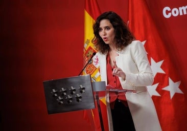 Ayuso sale en defensa de Feijóo: «No he visto giro sobre la amnistía; el PSOE y Vox se están agarrando a un clavo ardiendo»