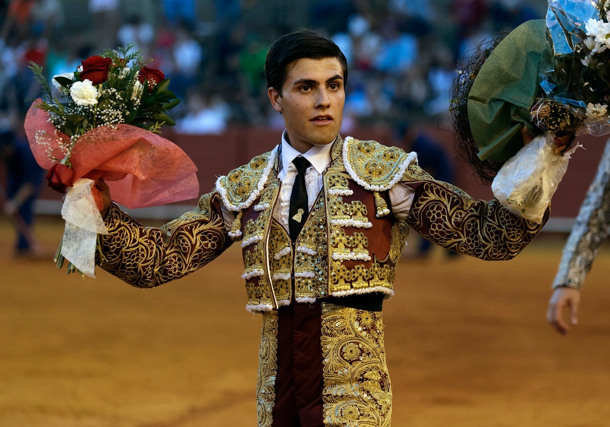 Fuentes Bocanegra en una vuelta al ruedo en la Maestranza de Sevilla este verano pasado