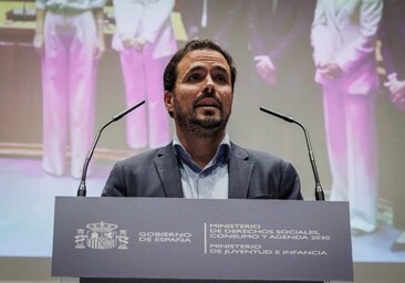 Alberto Garzón ficha por la consultora de José Blanco tras menos de tres meses fuera del Gobierno