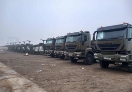 Nuevos camiones y semirremolques en el Ejército de Tierra para transportar el 8x8 Dragón