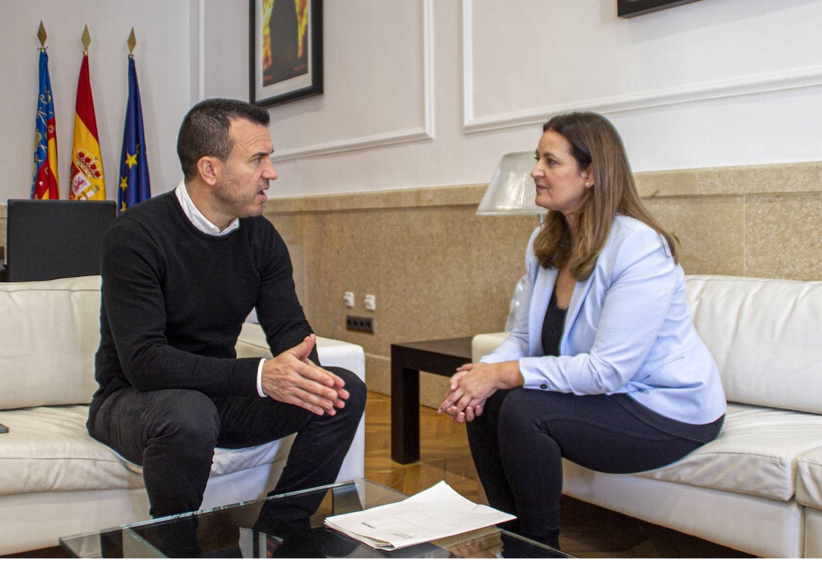 La Diputación de Valencia y Labora fomentarán el emprendimiento y el autoempleo en municipios en riesgo de despoblación