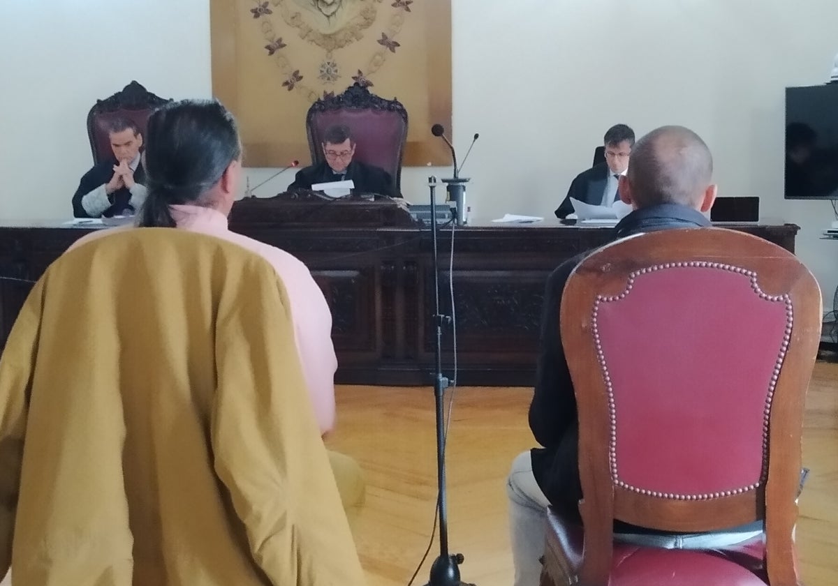 Francisco, a la izquierda, y David, este miércoles en la Audiencia Provincial de Toledo