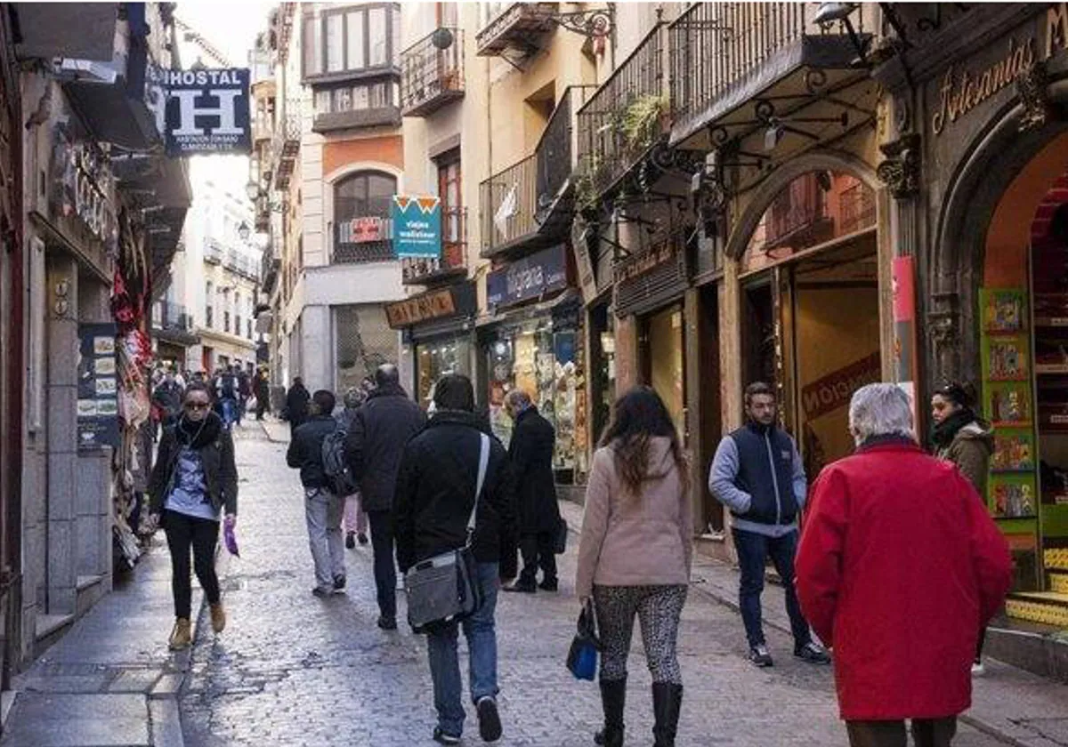 Es la segunda vez en la historia que supera la barrera de los 2,1 millones de habitantes