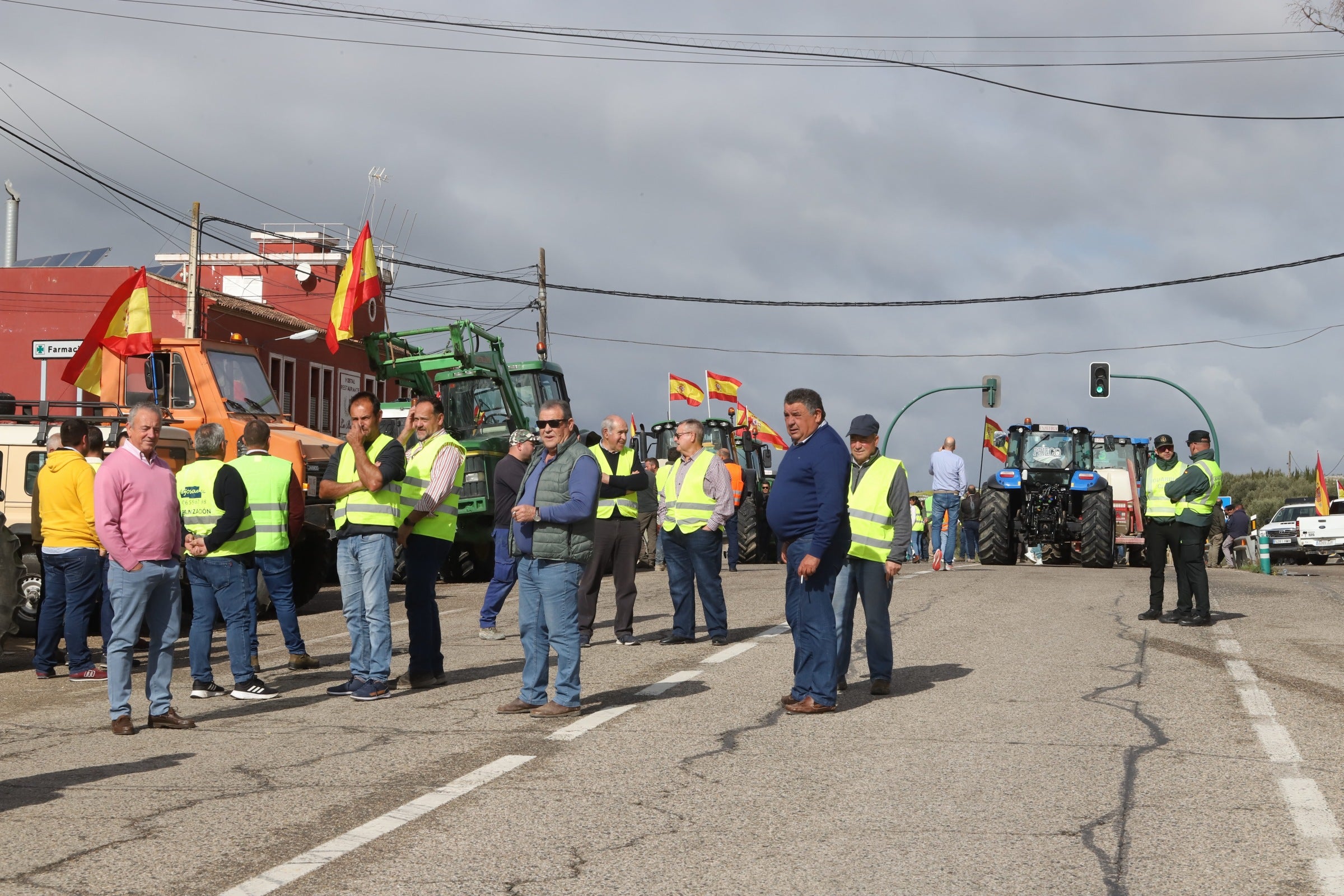Fotos: las tractoradas colapsan varias carreteras de Córdoba