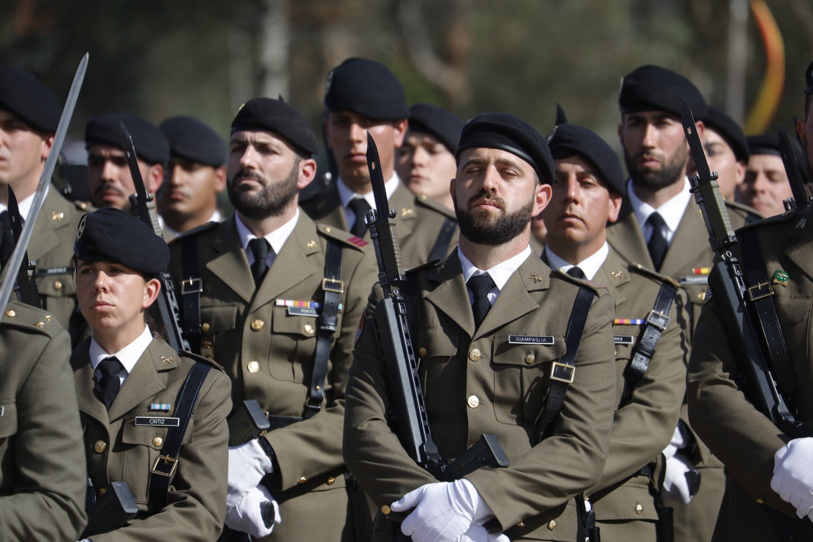 Fotos: la toma de posesión del nuevo general de la Brigada de Cerro Muriano