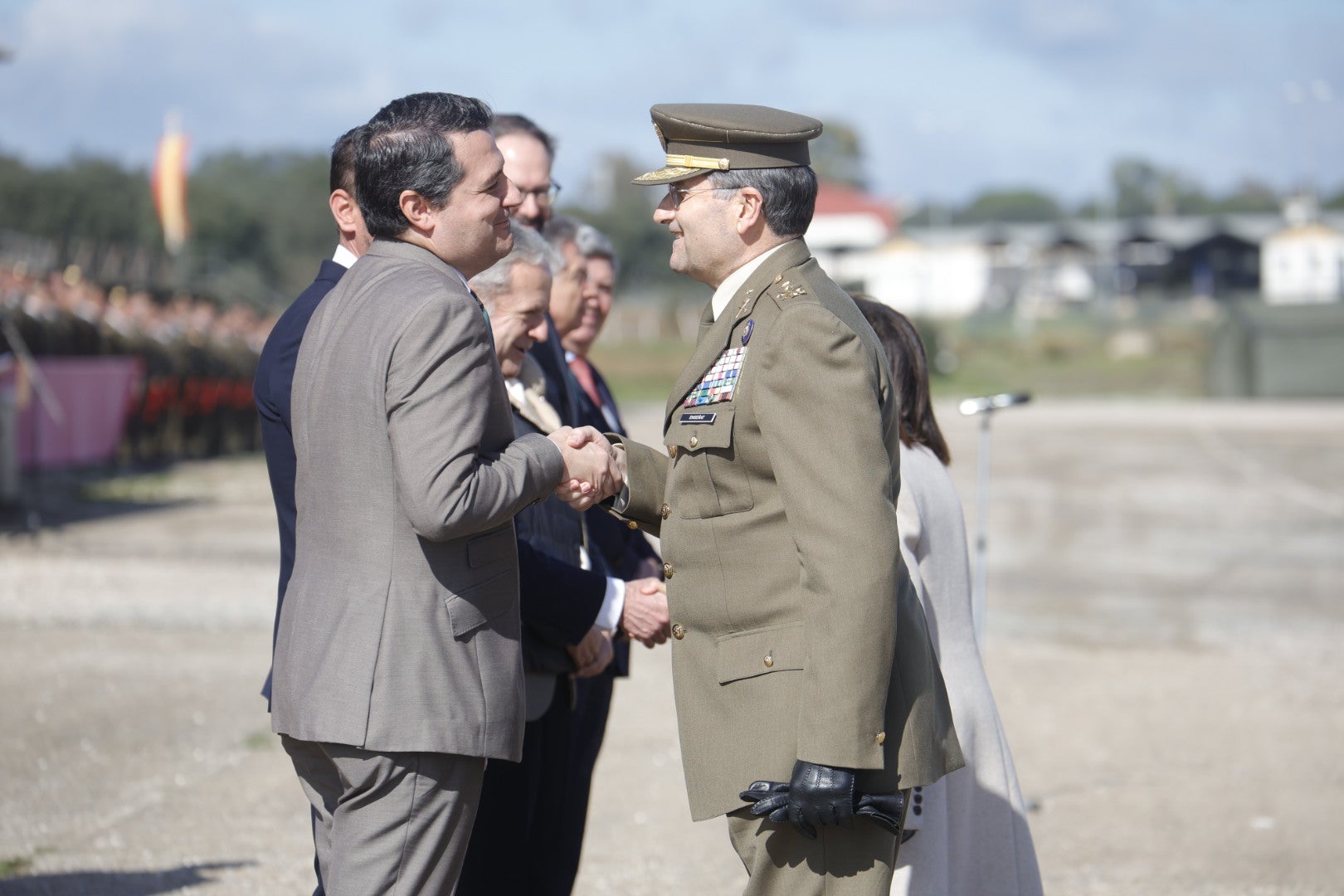 Fotos: la toma de posesión del nuevo general de la Brigada de Cerro Muriano