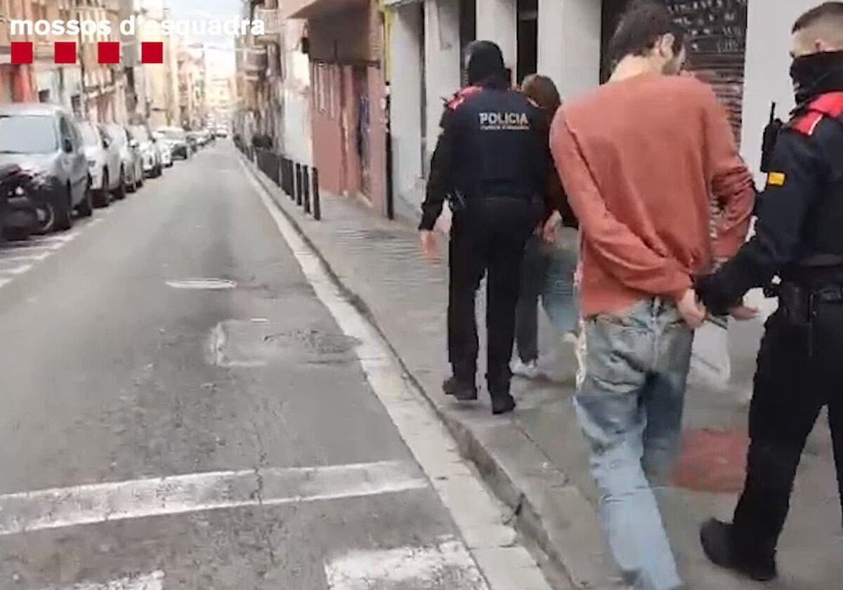 Uno de los detenidos por robar en pisos de Barcelona