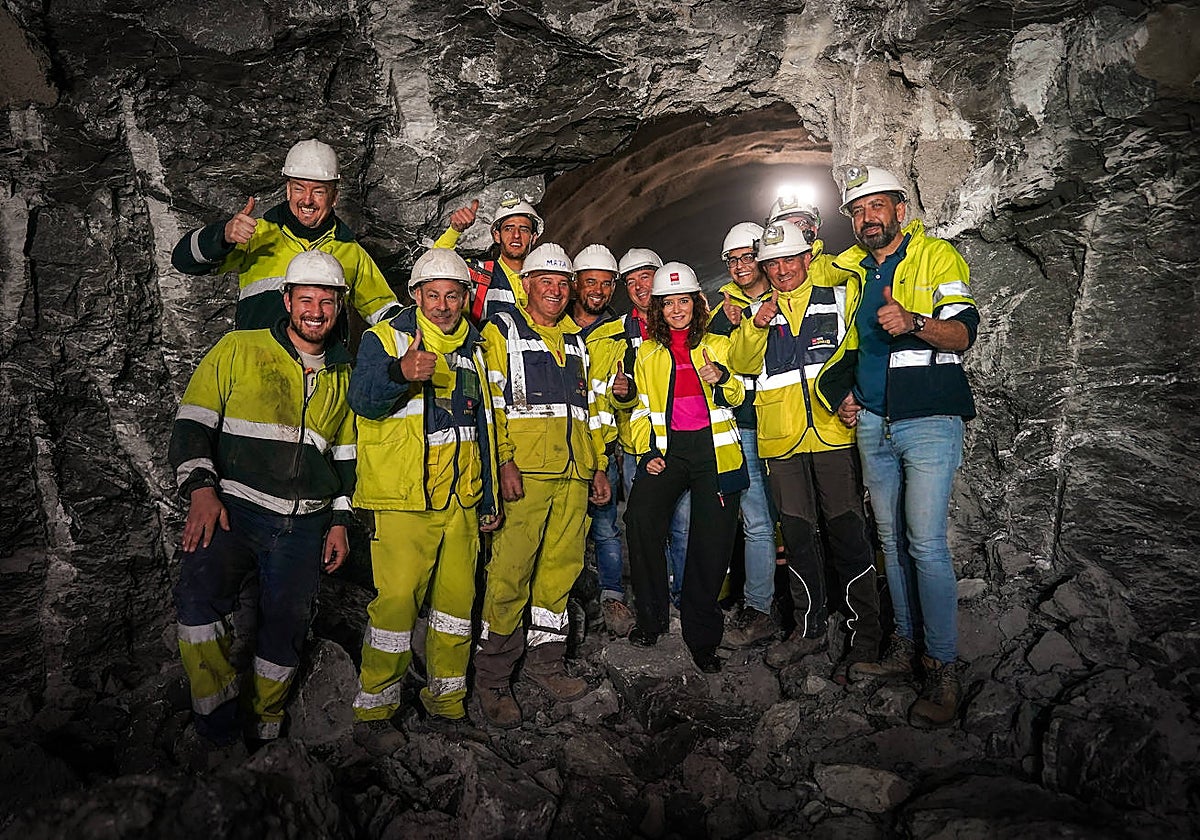 Díaz Ayuso, en la visita a las obras de Metro