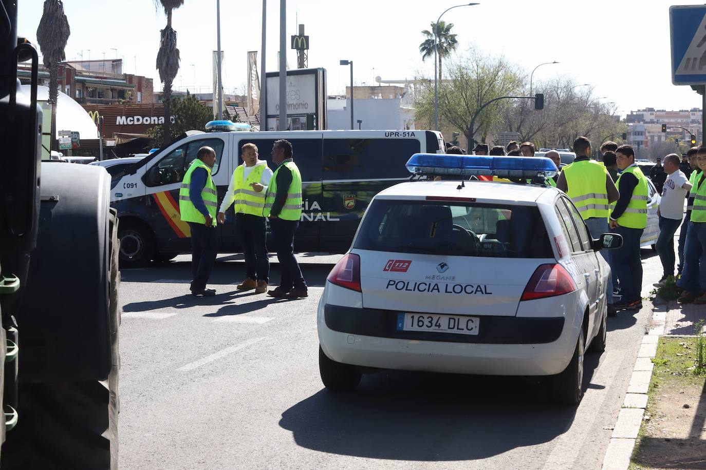 Fotos: la tensa protesta de los agricultores de Córdoba