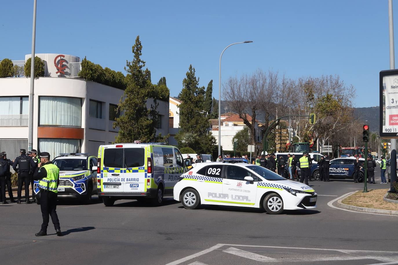 Fotos: la tensa protesta de los agricultores de Córdoba