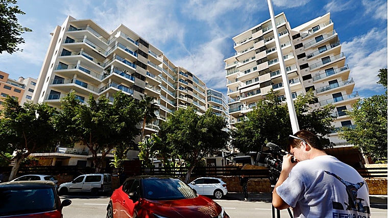 El complejo residencial Cala Alta, donde residía el militar asesinado.
