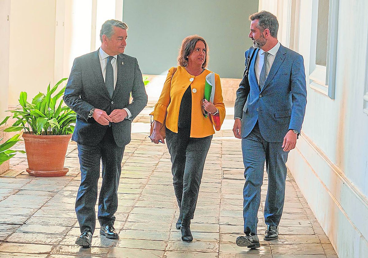Los consejeros Antonio Sanz, Catalina García y Ramón Fernández-Pacheco