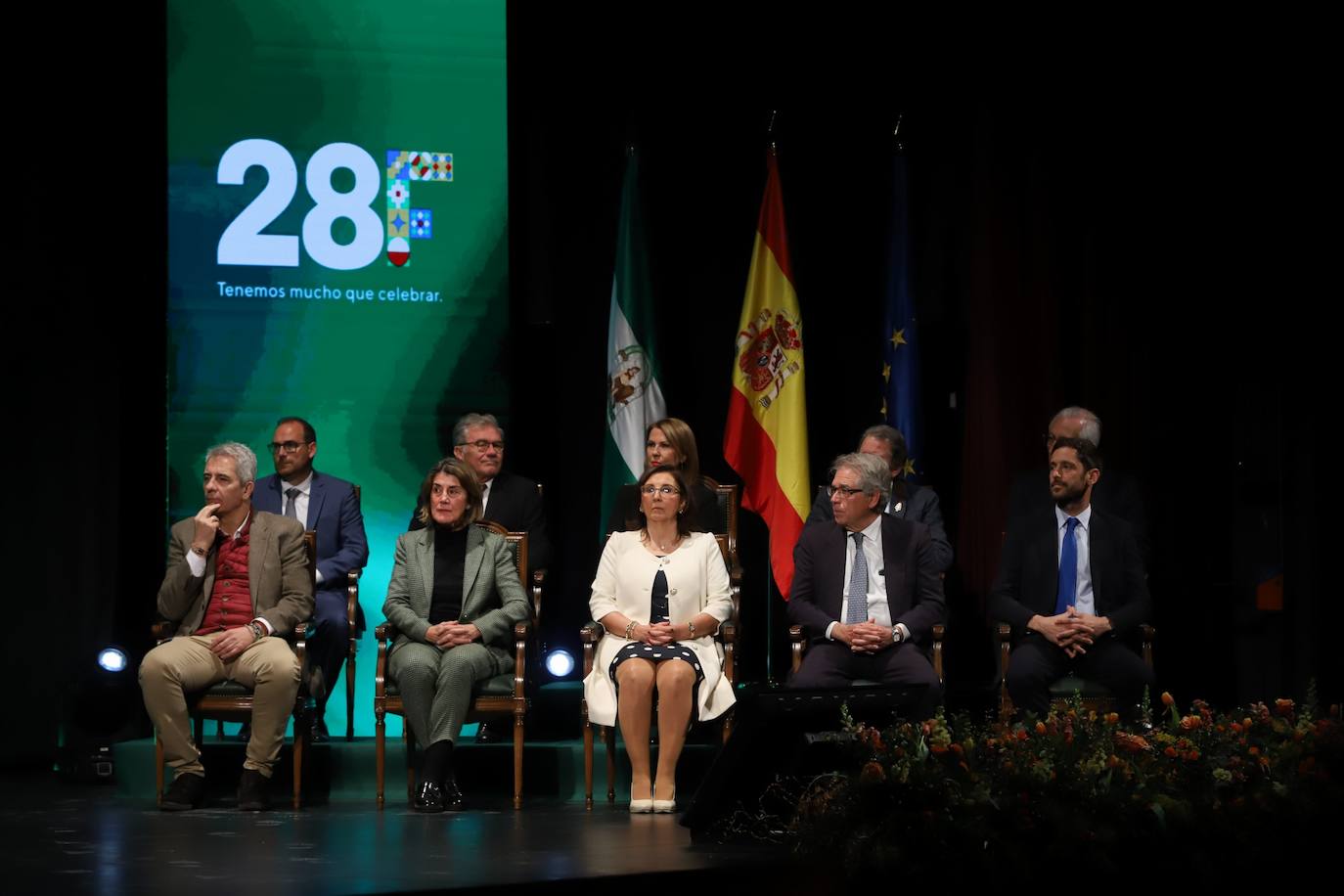 Fotos: la solemne entrega de las banderas de Andalucía en Córdoba