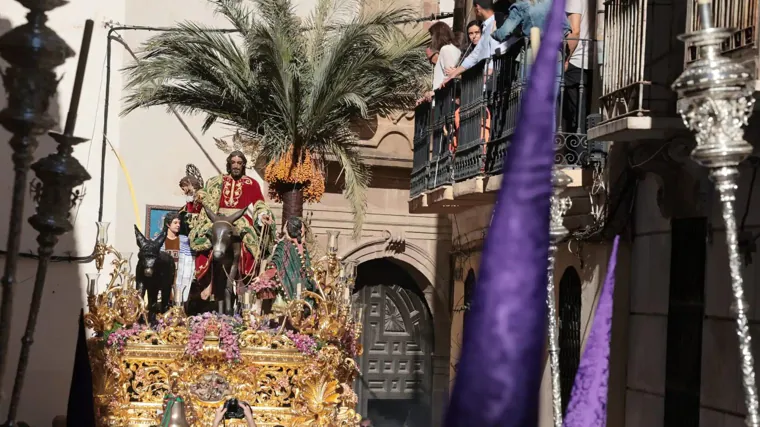 Semana Santa Burgos: Cornetas y tambores vuelven a marcar el paso