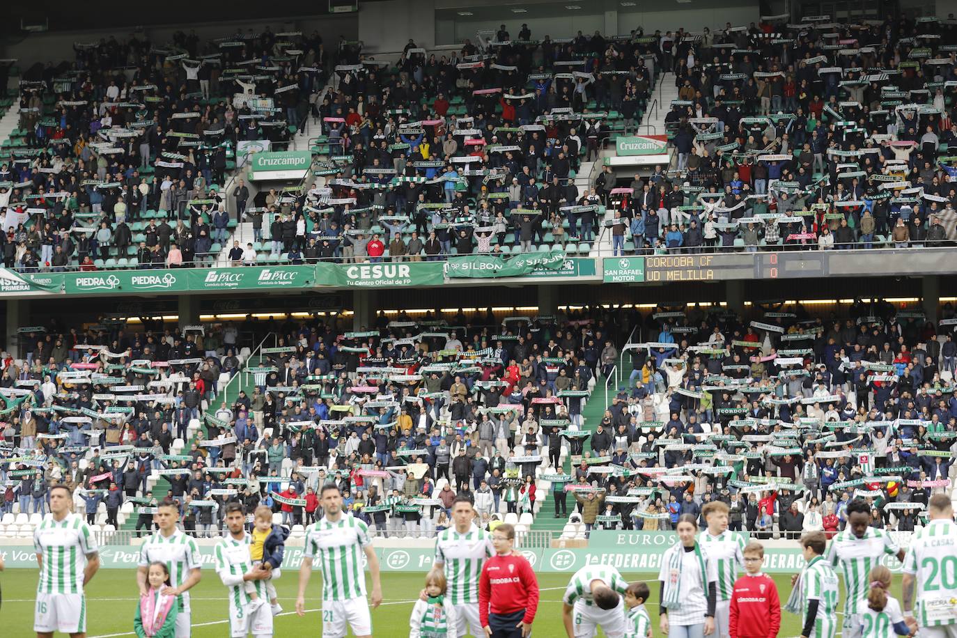 Fotos: la plácida victoria del Córdoba CF contra el Melilla