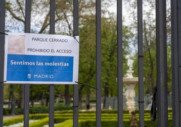 Cierran el Retiro y otros ocho grandes parques de Madrid por fuertes rachas de viento