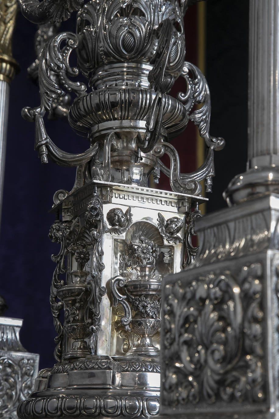 Fotos: El palio de la Virgen del Mayor Dolor en su Soledad de Córdoba luce nuevas proporciones