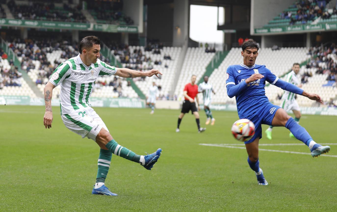 Fotos: la plácida victoria del Córdoba CF contra el Melilla